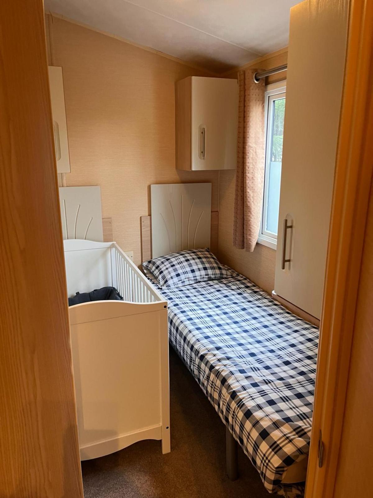 Bungalow Willerby Maasmechelen Exterior foto